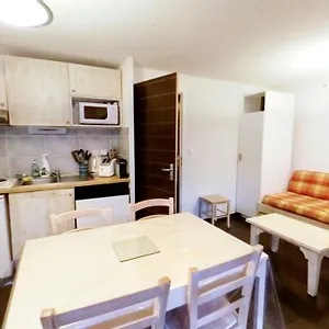 https://appartement-6-places-au-coeur-de-luz-saint-sauveur.midi-pyreneeshotels.com