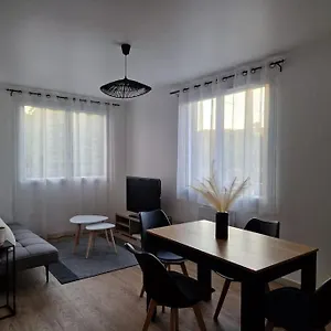 https://naia-appartement-paisible-a-15-min-de-paris.fr-paris.fr