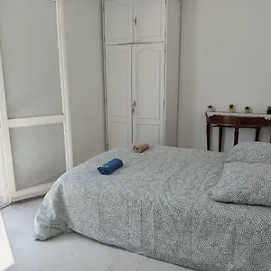 https://chambre-double-lumineuse-centre-deux-pas-du-mtro.fr-paris.fr